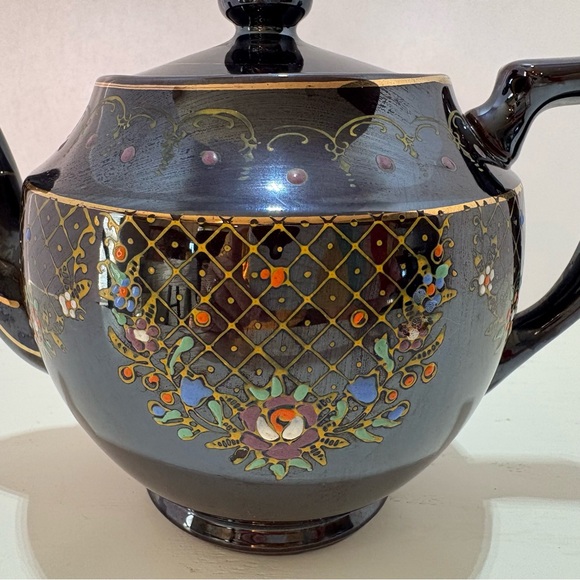 Japanese Moriage “Brown Betty” Teapot‎ Redware Hand Painted Vintage 1940s -50s - Picture 2 of 11